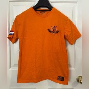 Holland Collection Men’s Small Dutch Logo T Shirt